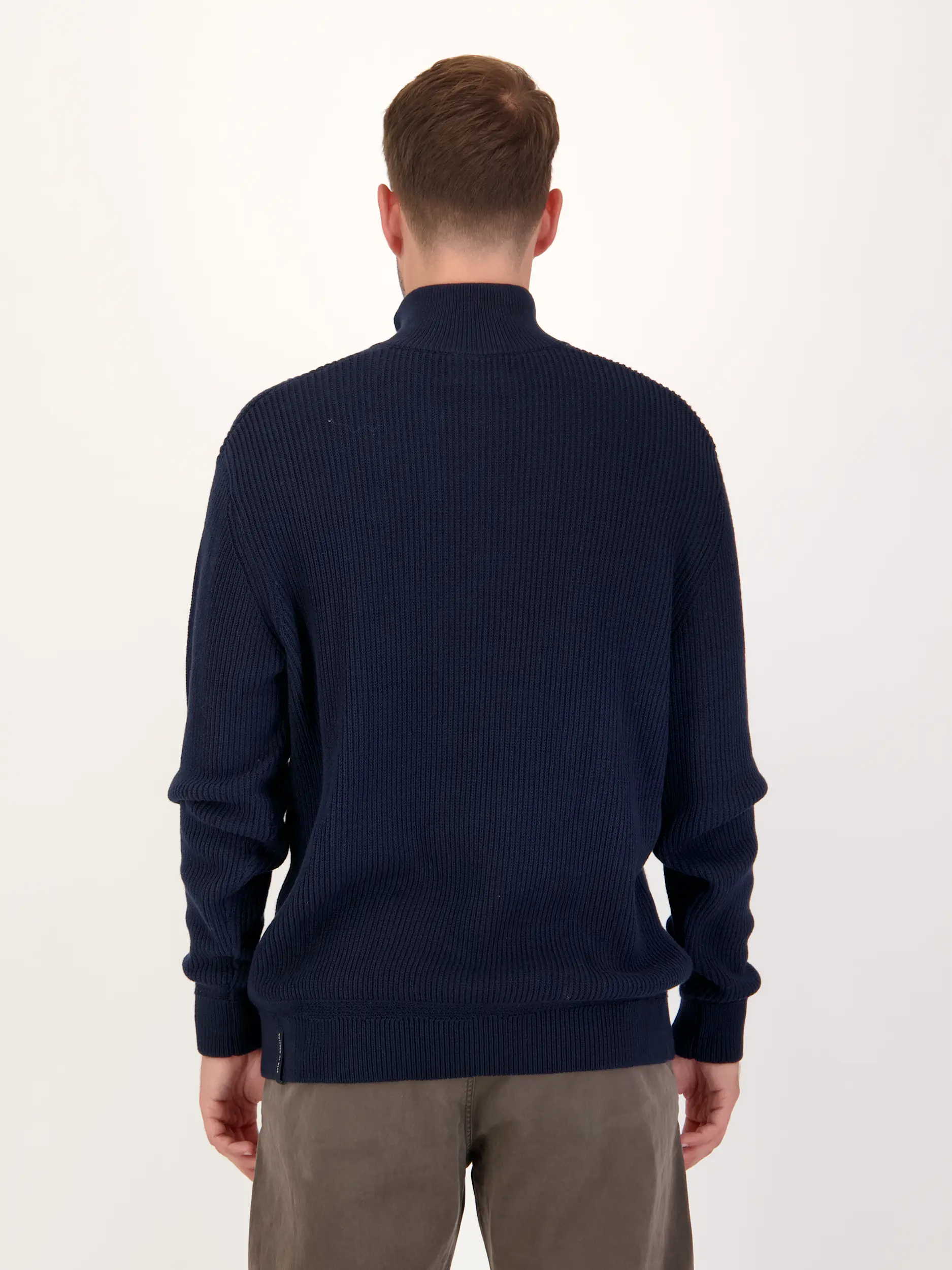 Gerippter Pullover langarm - Artikel Rückseite getragen von einem Modell - Farbe: Blau