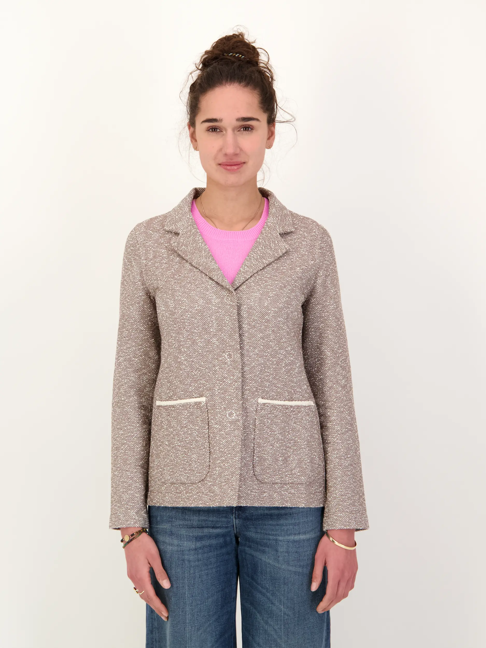 Blazer - Artikel Vorderseite getragen von einem Modell - Farbe: Braun