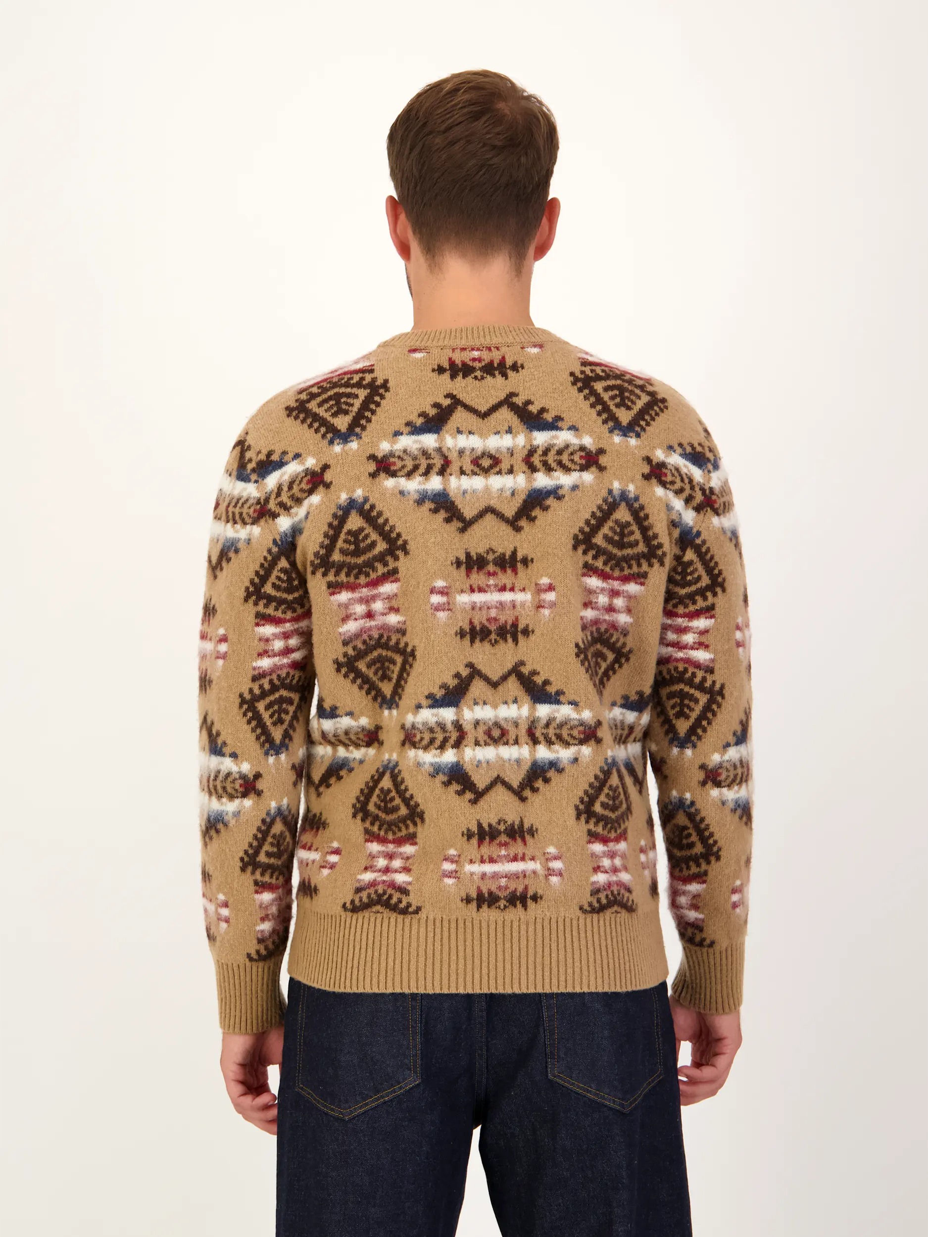 Pullover aus Schurwoll-Mix langarm - Artikel Rückseite getragen von einem Modell - Farbe: Braun