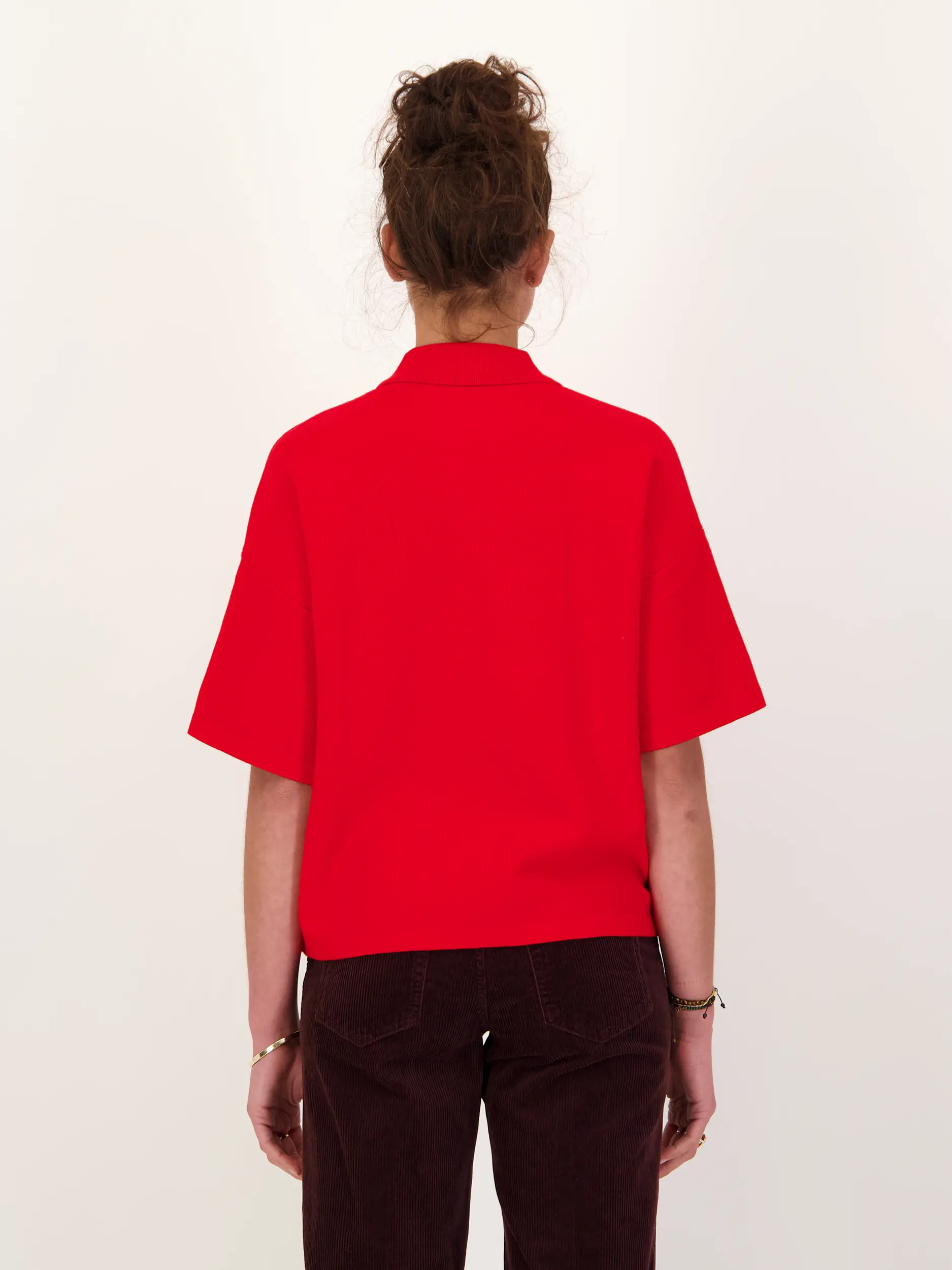 Poloshirt 3/4 Arm - Artikel Rückseite getragen von einem Modell - Farbe: Rot