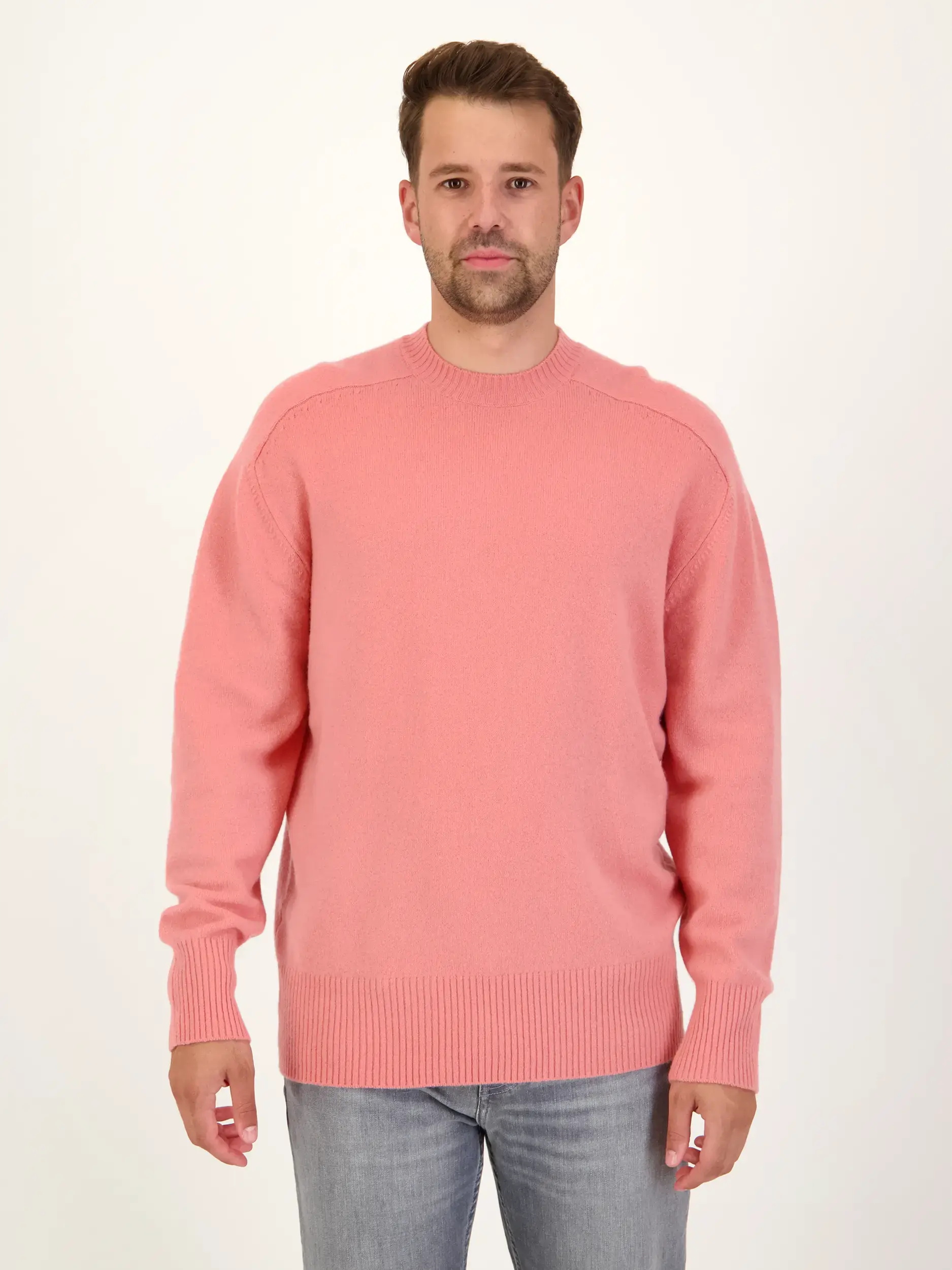 Pullover aus Kaschmir langarm - Artikel Vorderseite getragen von einem Modell