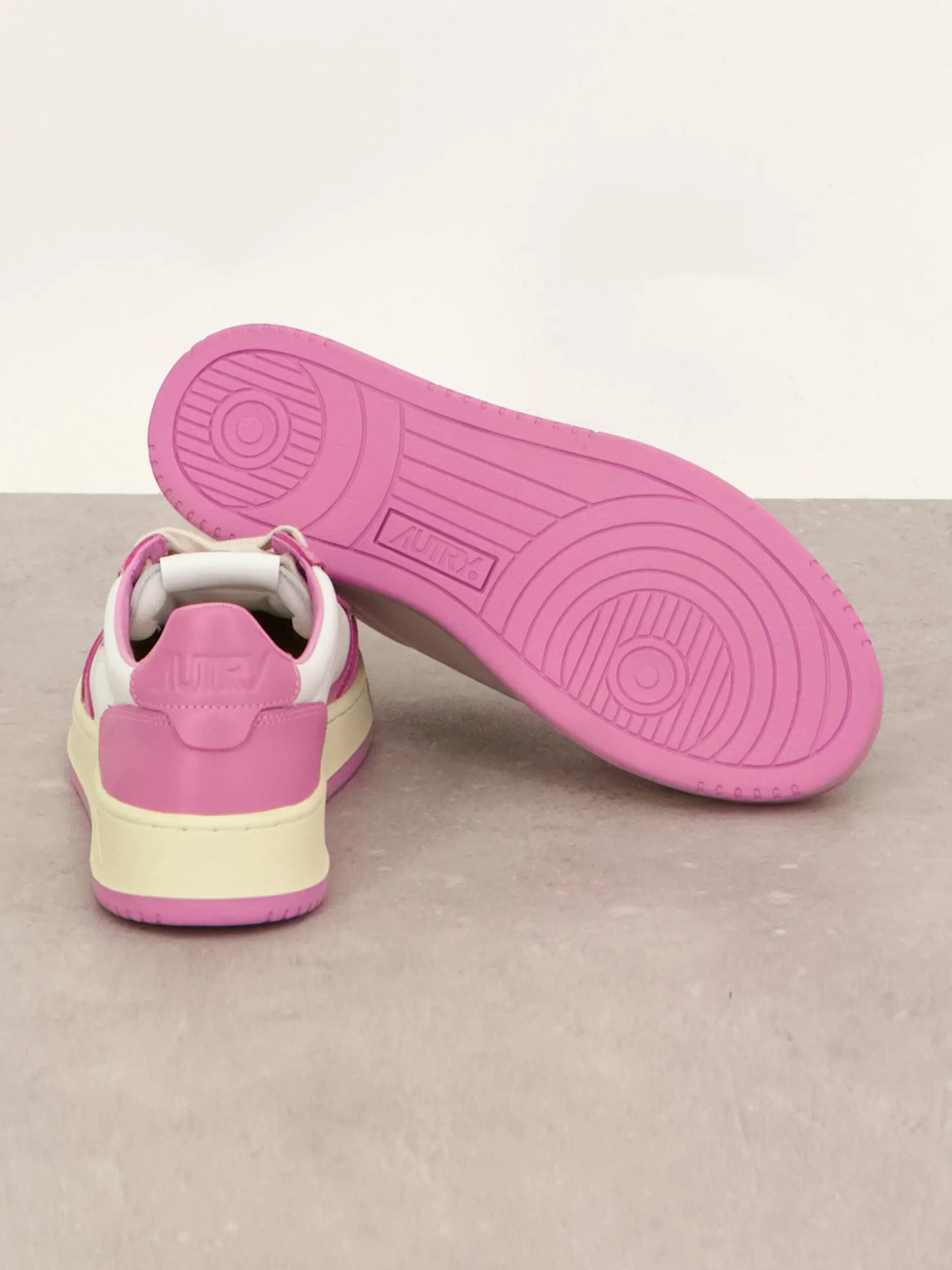 Sneaker 'Medalist low bicolor' - Artikel Rückseite - Farbe: Rosa & Pink