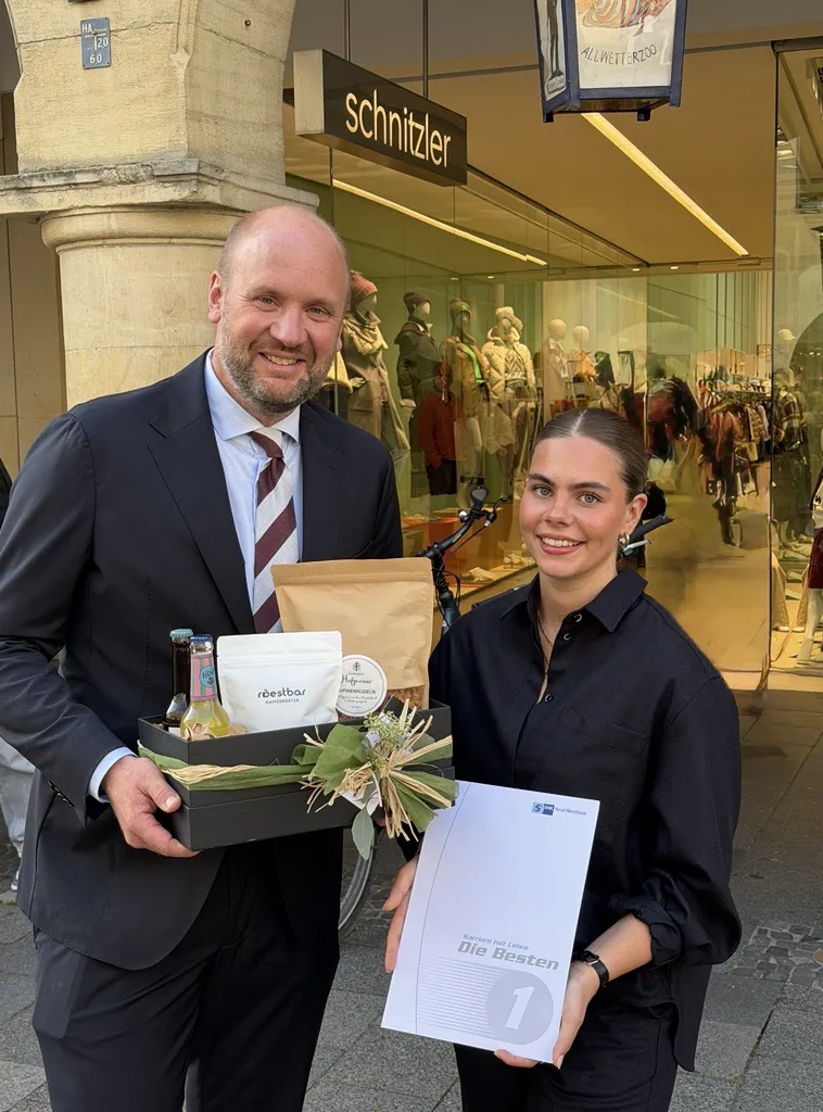 Das Bild zeigt Paula Stinn und Andreas Weitkamp