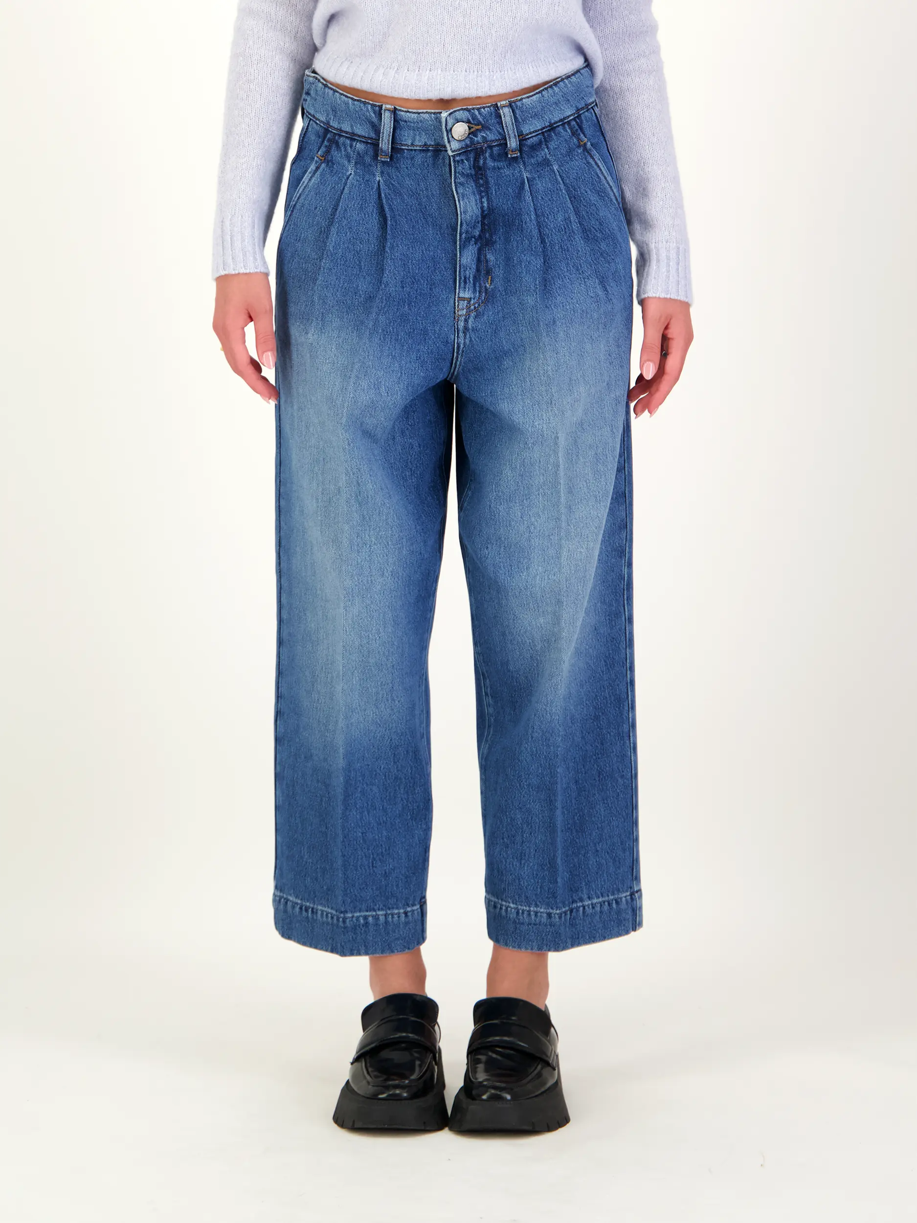High Waist Wide Leg Unisex Jeans 'Noa Crop' - Artikel Rückseite getragen von einem Modell