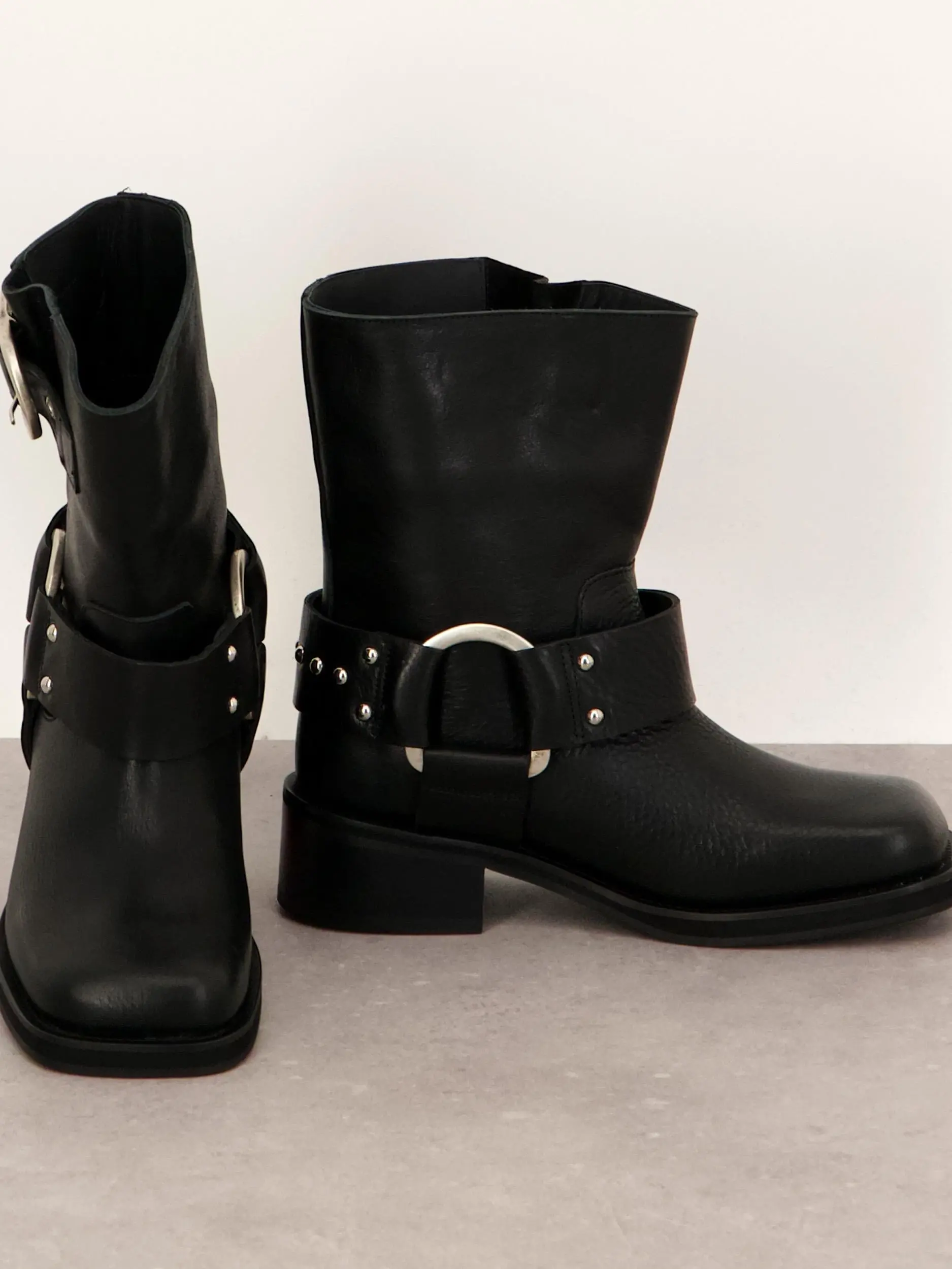 Stiefel - Artikelansicht - Farbe: Schwarz