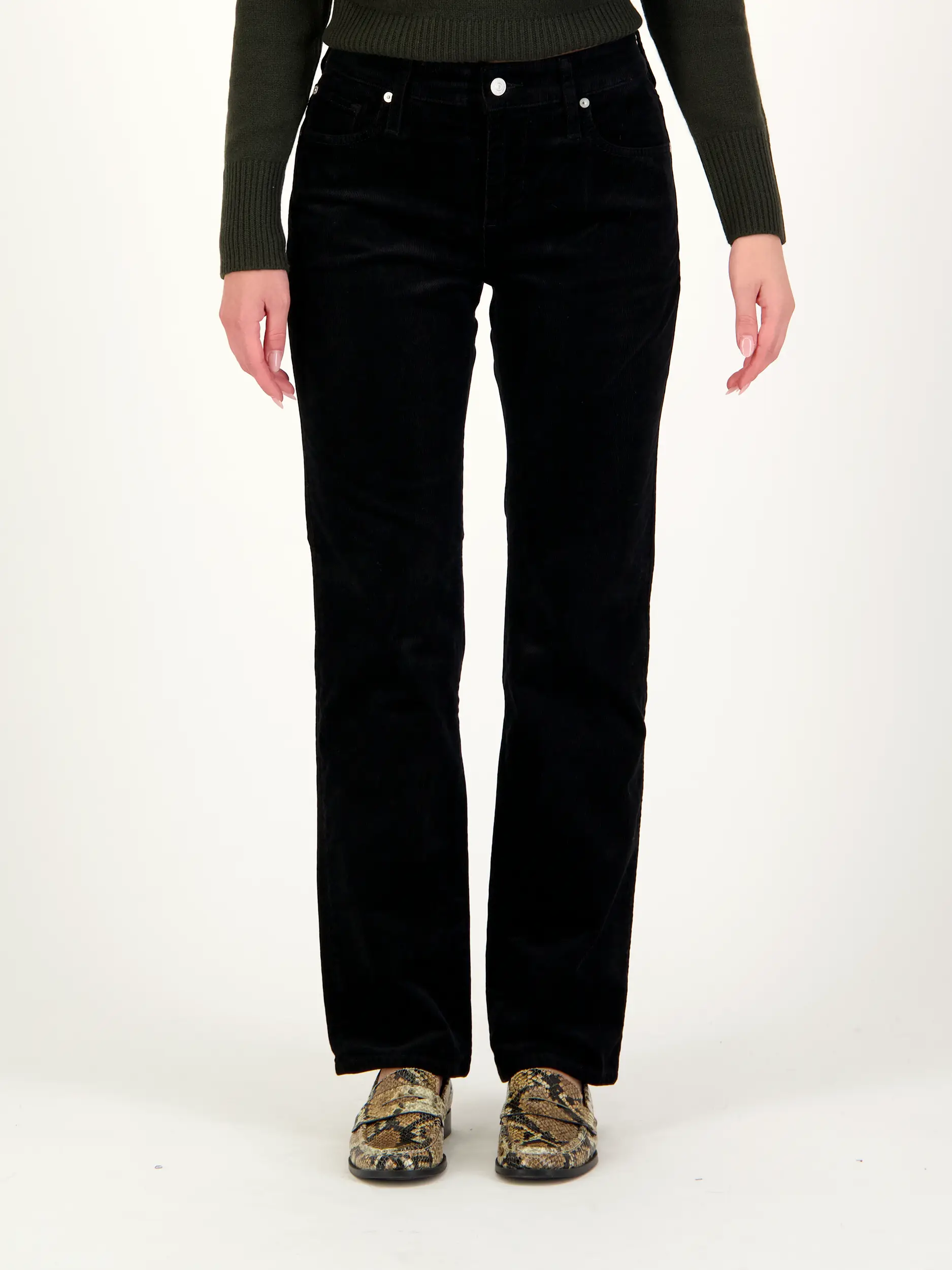 Cordhose 'Calie' - Artikel Vorderseite getragen von einem Modell - Farbe: Schwarz