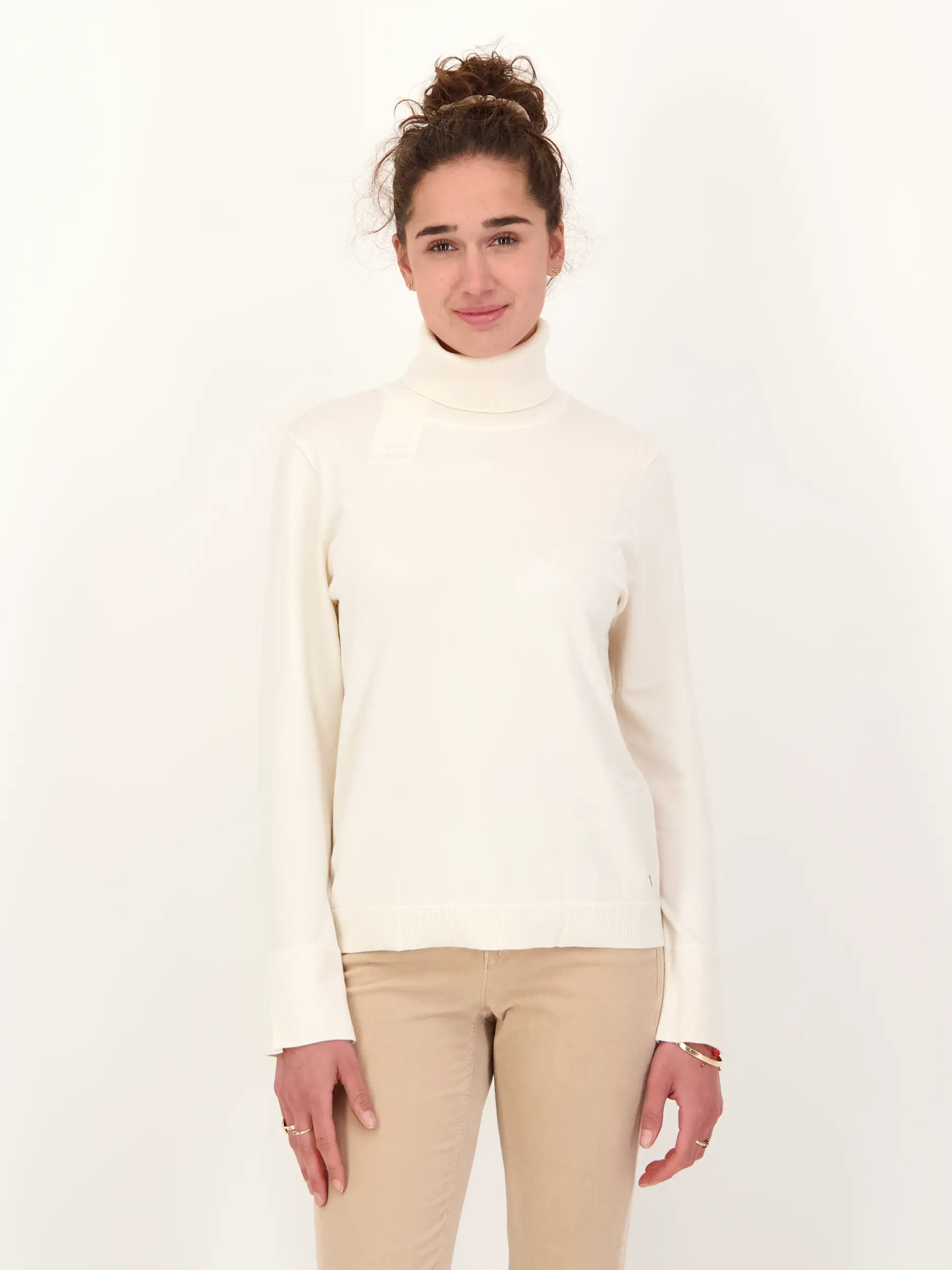 Pullover 'Vinny'  - Artikel Vorderseite getragen von einem Modell - Farbe: Creme