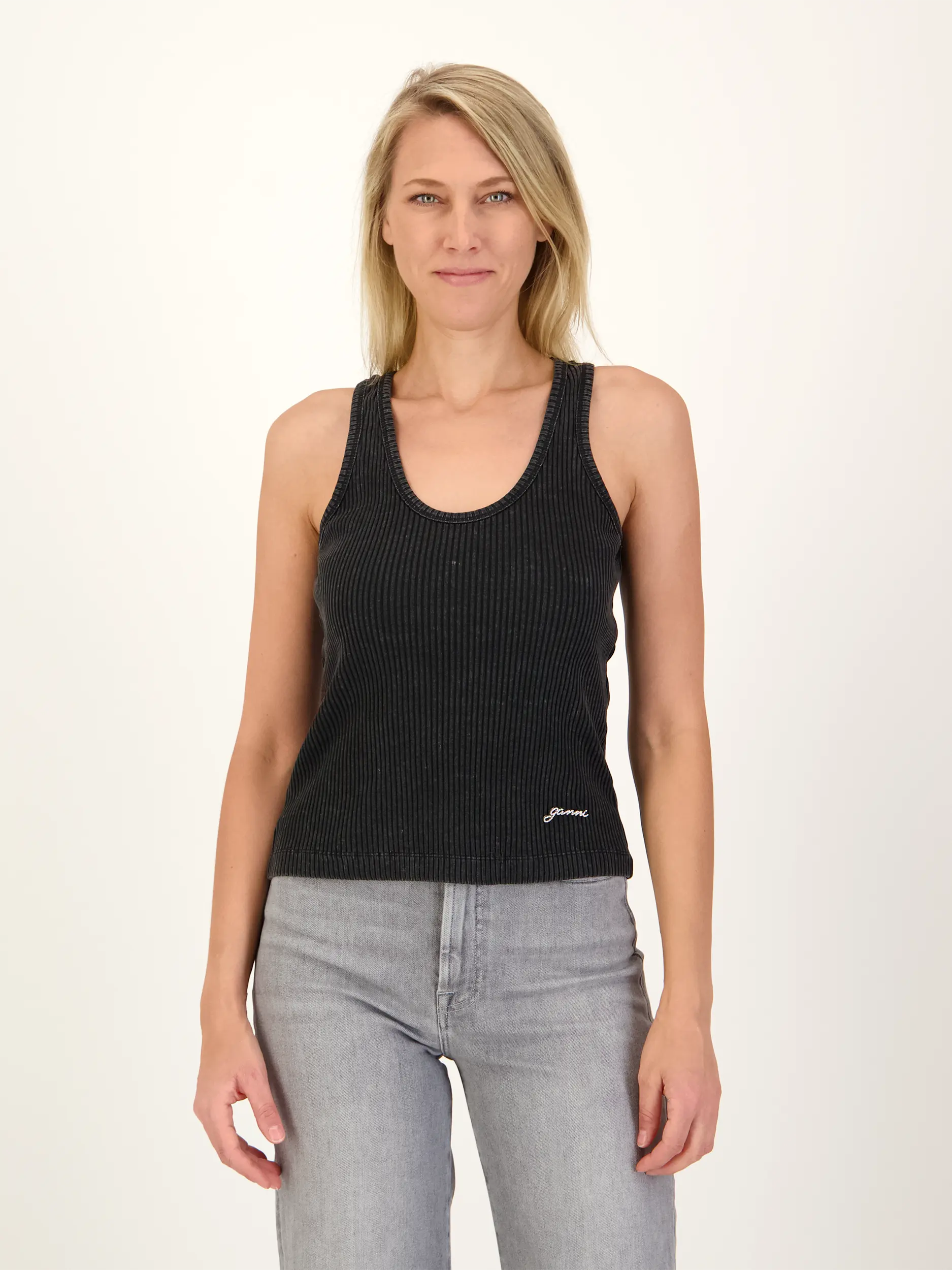 Rippstricktop - Artikel Vorderseite getragen von einem Modell - Farbe: Grau