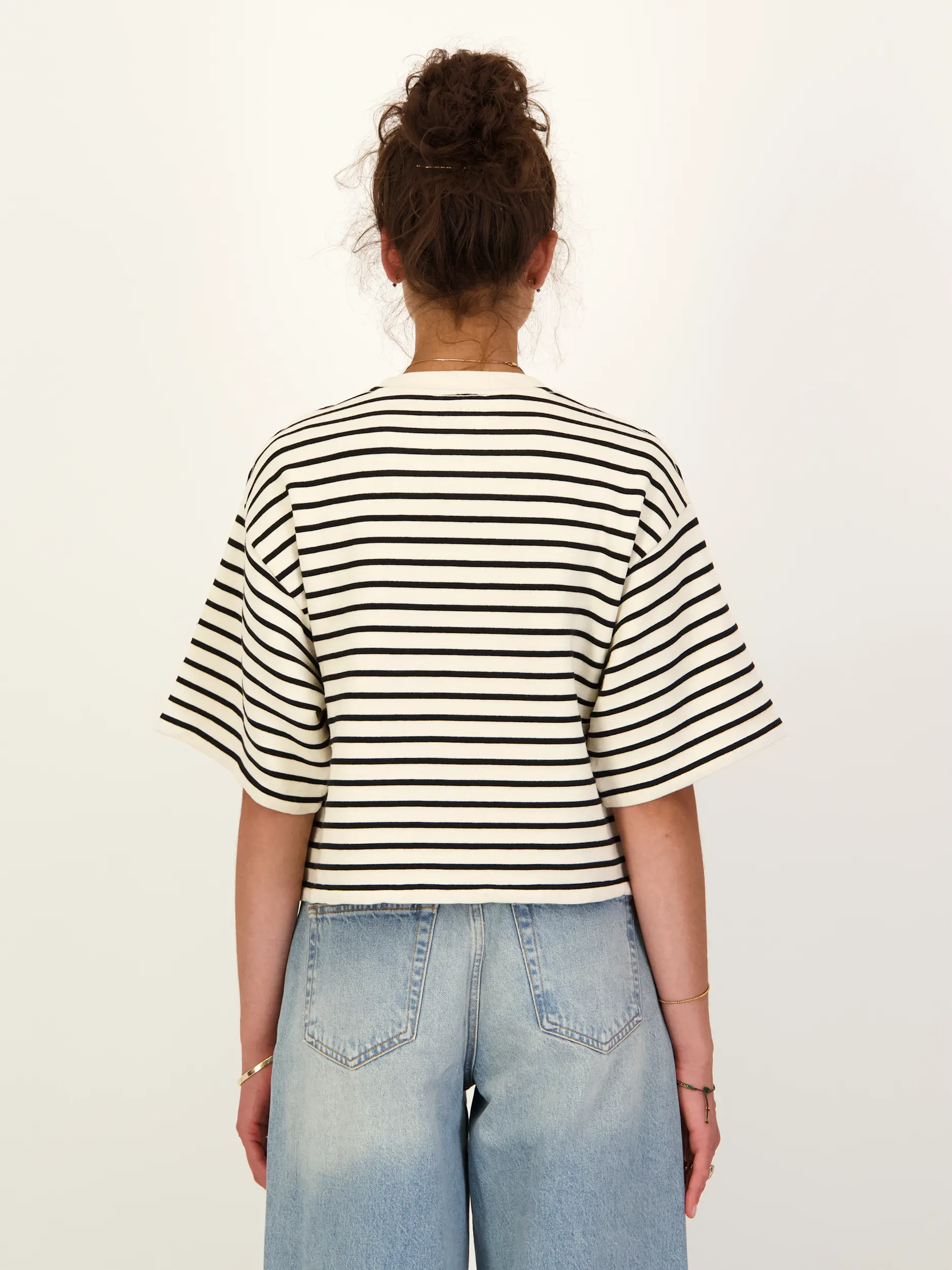 Gestreiftes T-Shirt 'Myers Cropped Tee' 3/4 Arm - Artikel Rückseite getragen von einem Modell