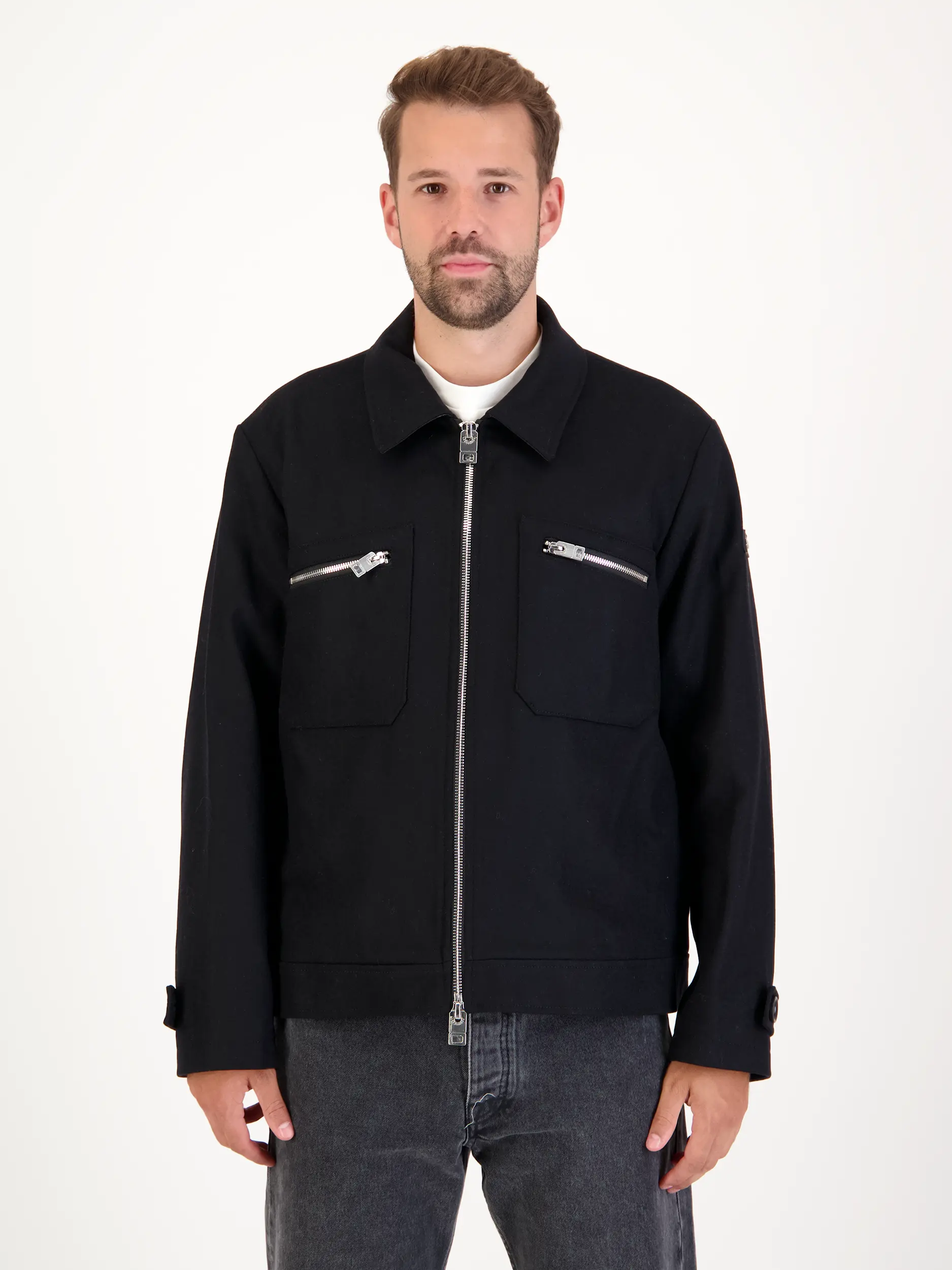 Jacke aus Woll-Mix - Artikel Vorderseite getragen von einem Modell - Farbe: Schwarz