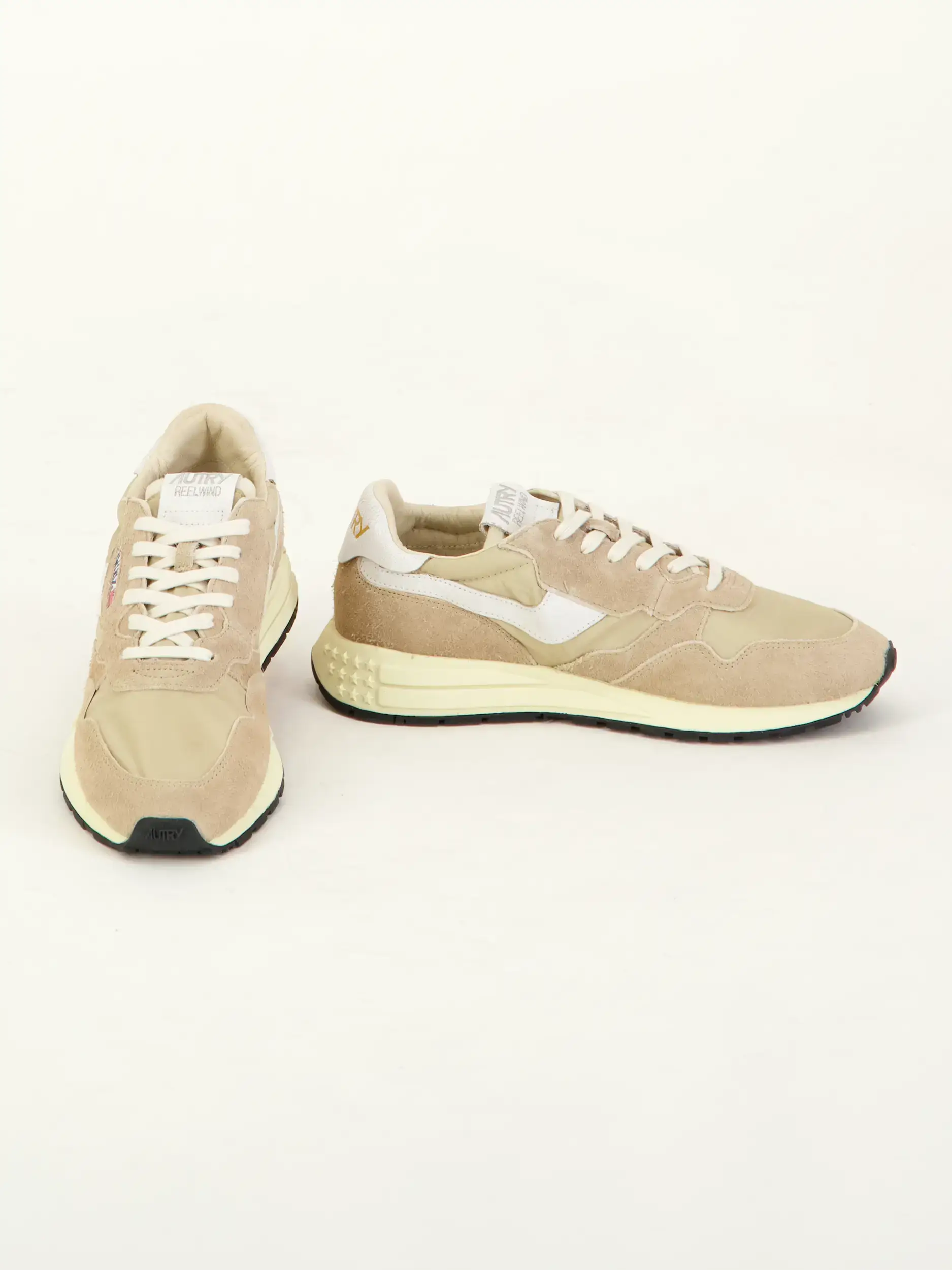 Sneaker 'Reelwind' - Artikel Vorderseite getragen von einem Modell - Farbe: Braun