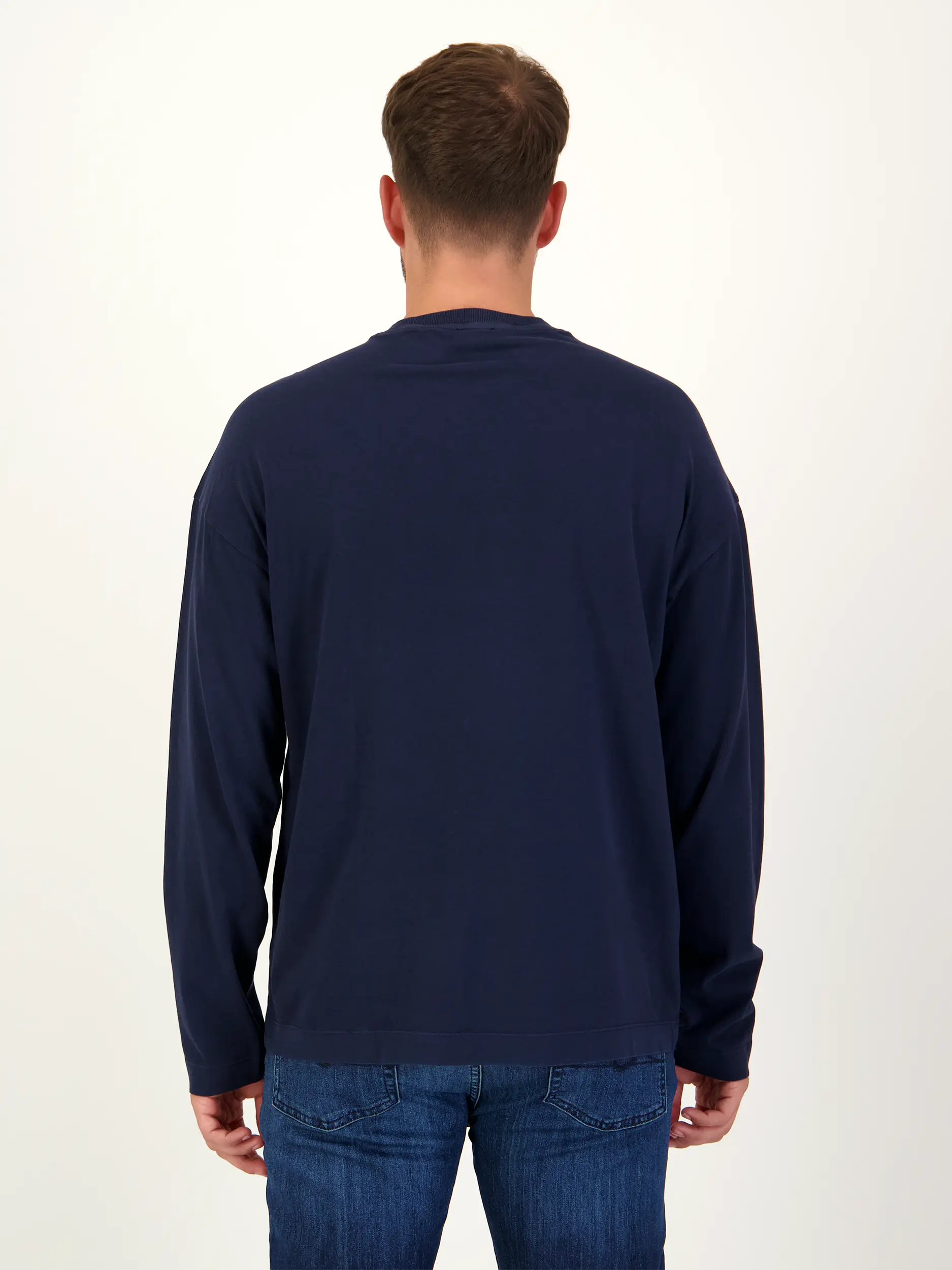Langarmshirt 'Marrio' - Artikel Rückseite getragen von einem Modell - Farbe: Blau
