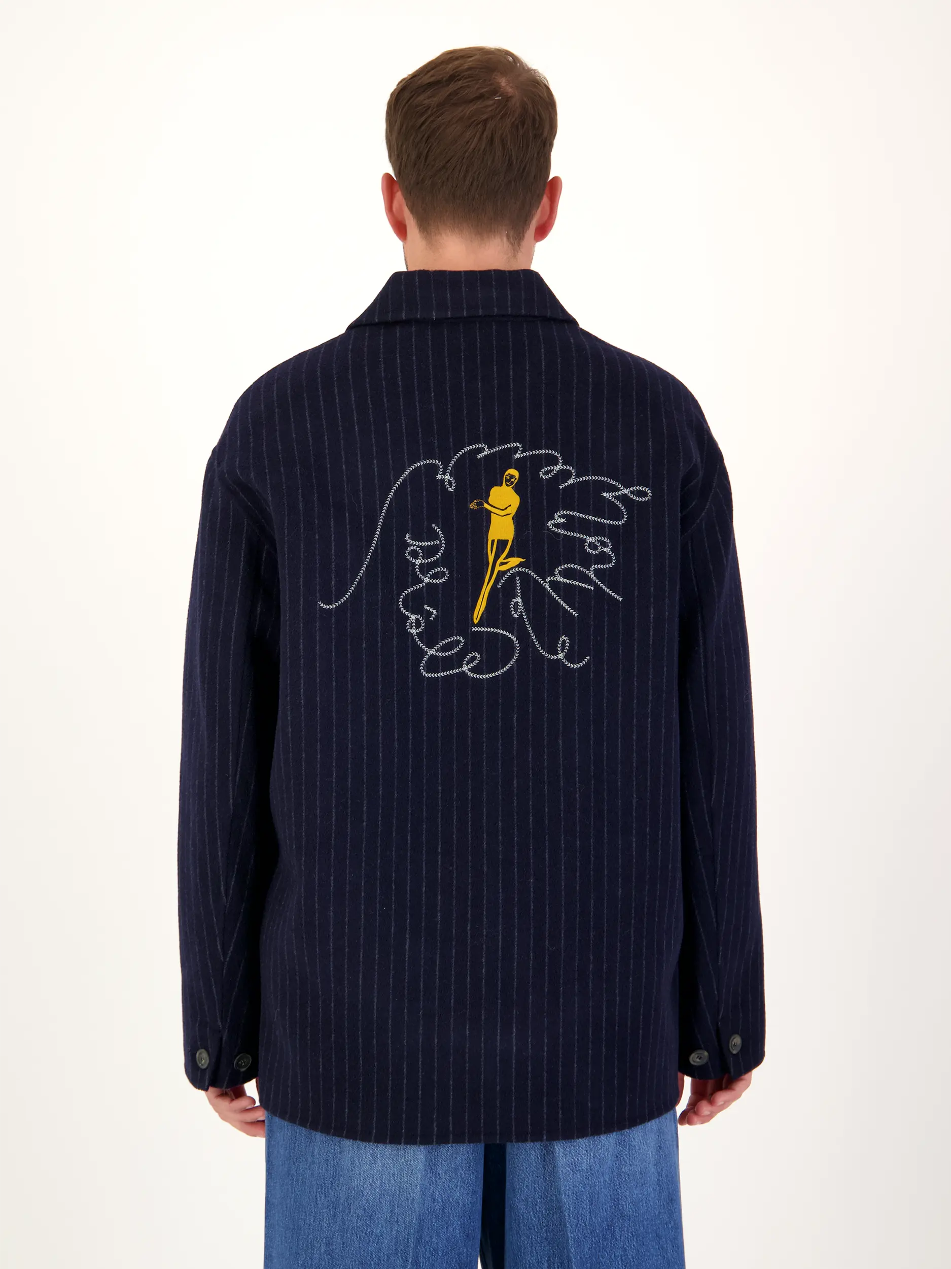 Overshirt - Artikel Rückseite getragen von einem Modell - Farbe: Blau