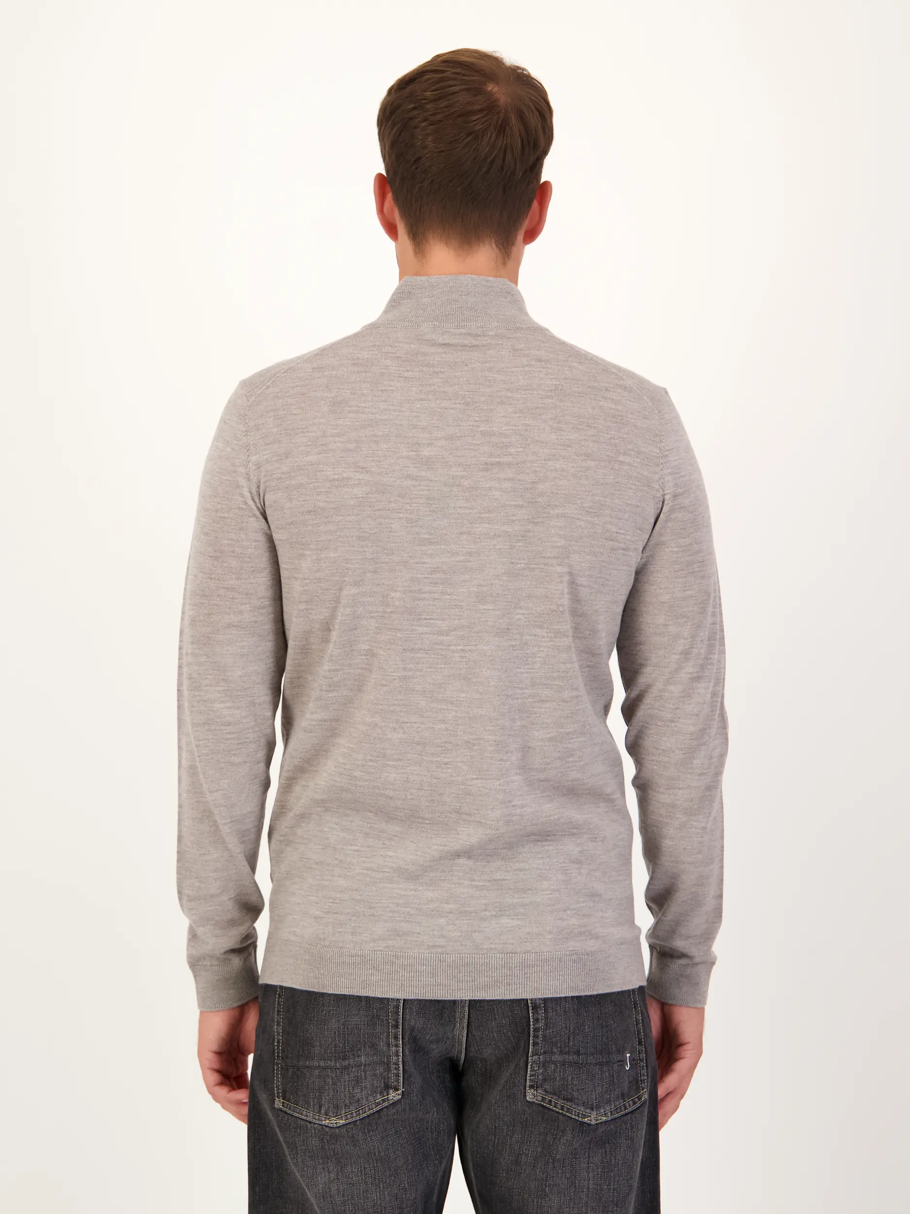 Pullover 'Trento' - Artikel Rückseite getragen von einem Modell - Farbe: Beige