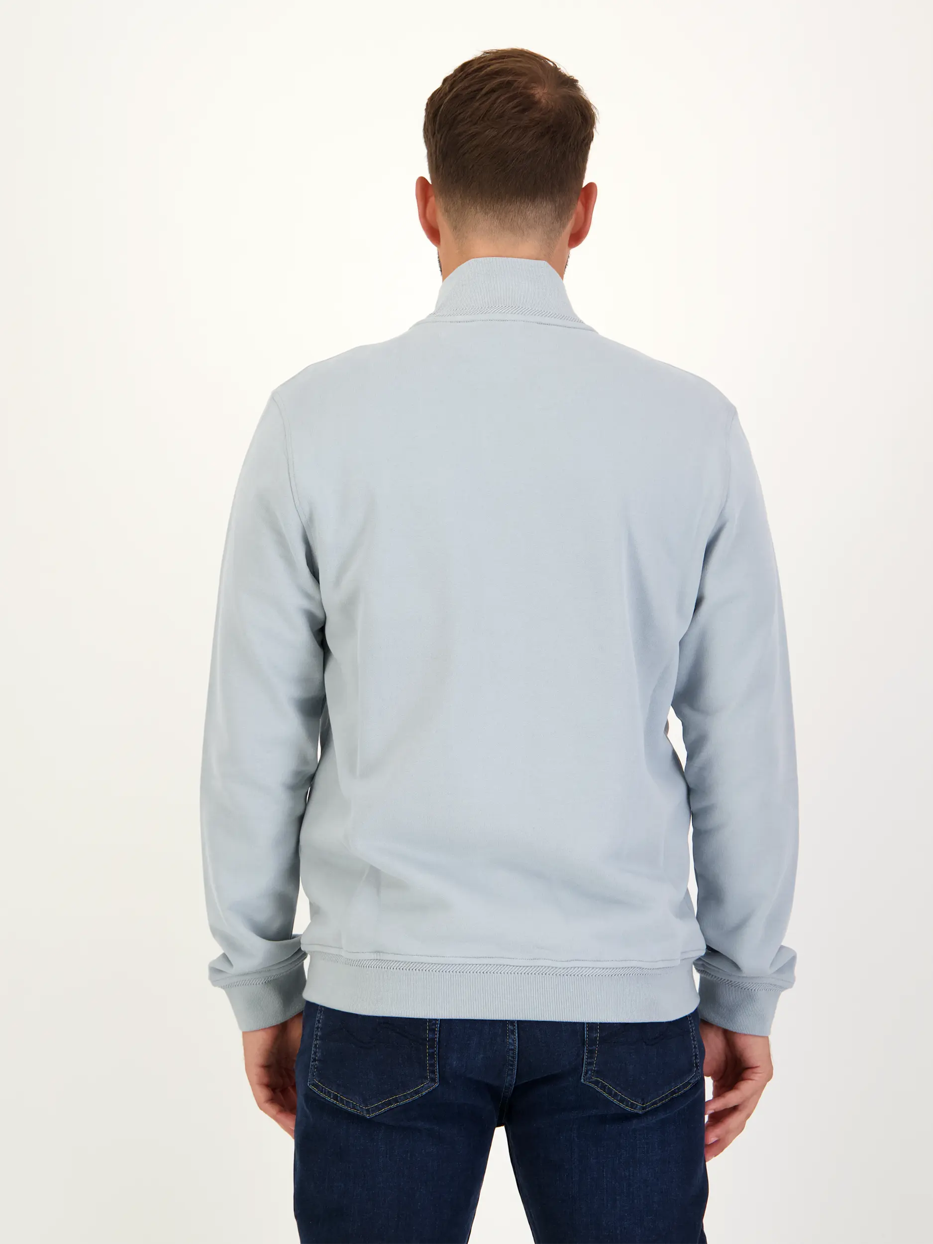 Sweatjacke - Artikel Rückseite getragen von einem Modell - Farbe: Blau