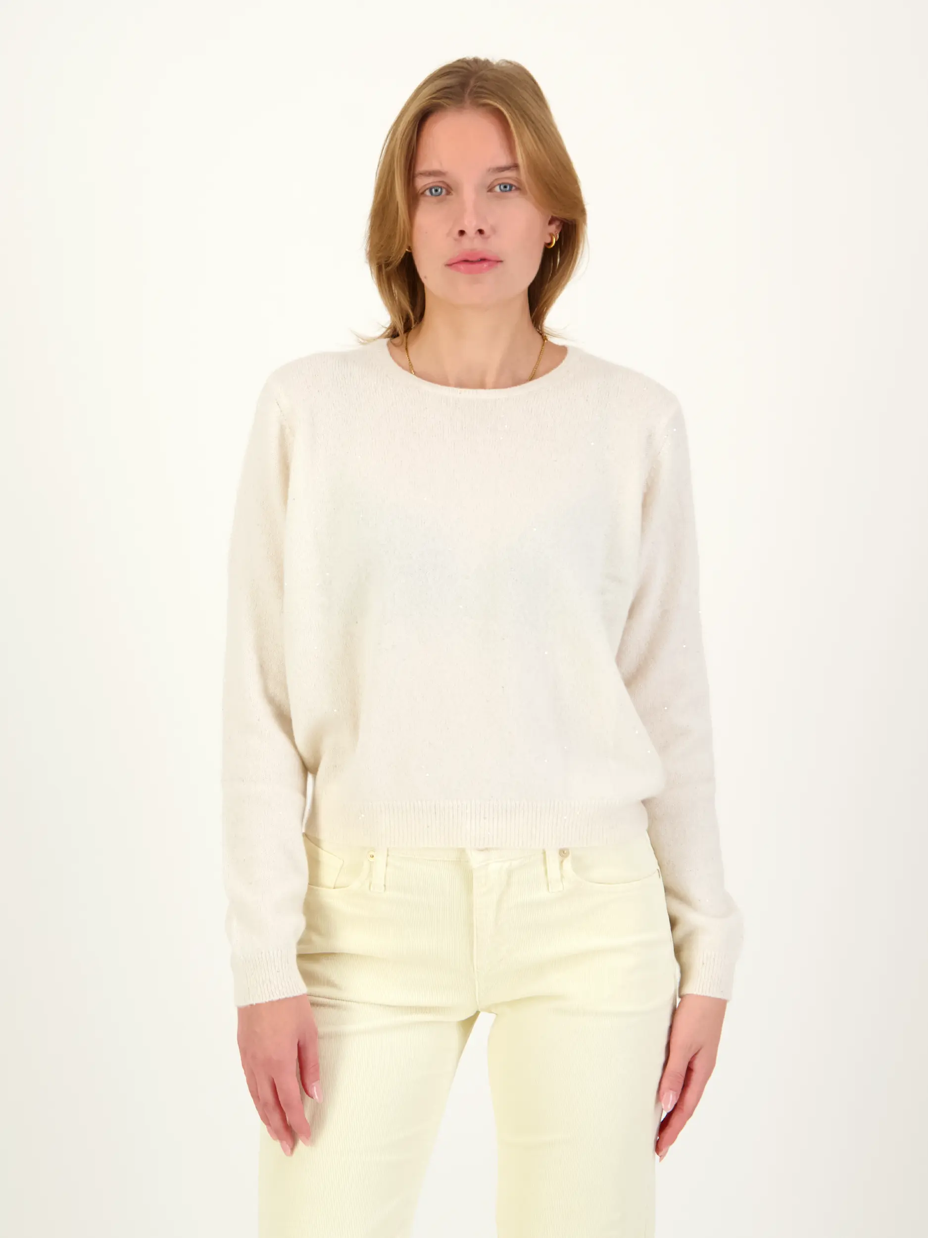 Pullover aus Woll-Mix langarm - Artikel Vorderseite getragen von einem Modell - Farbe: Creme