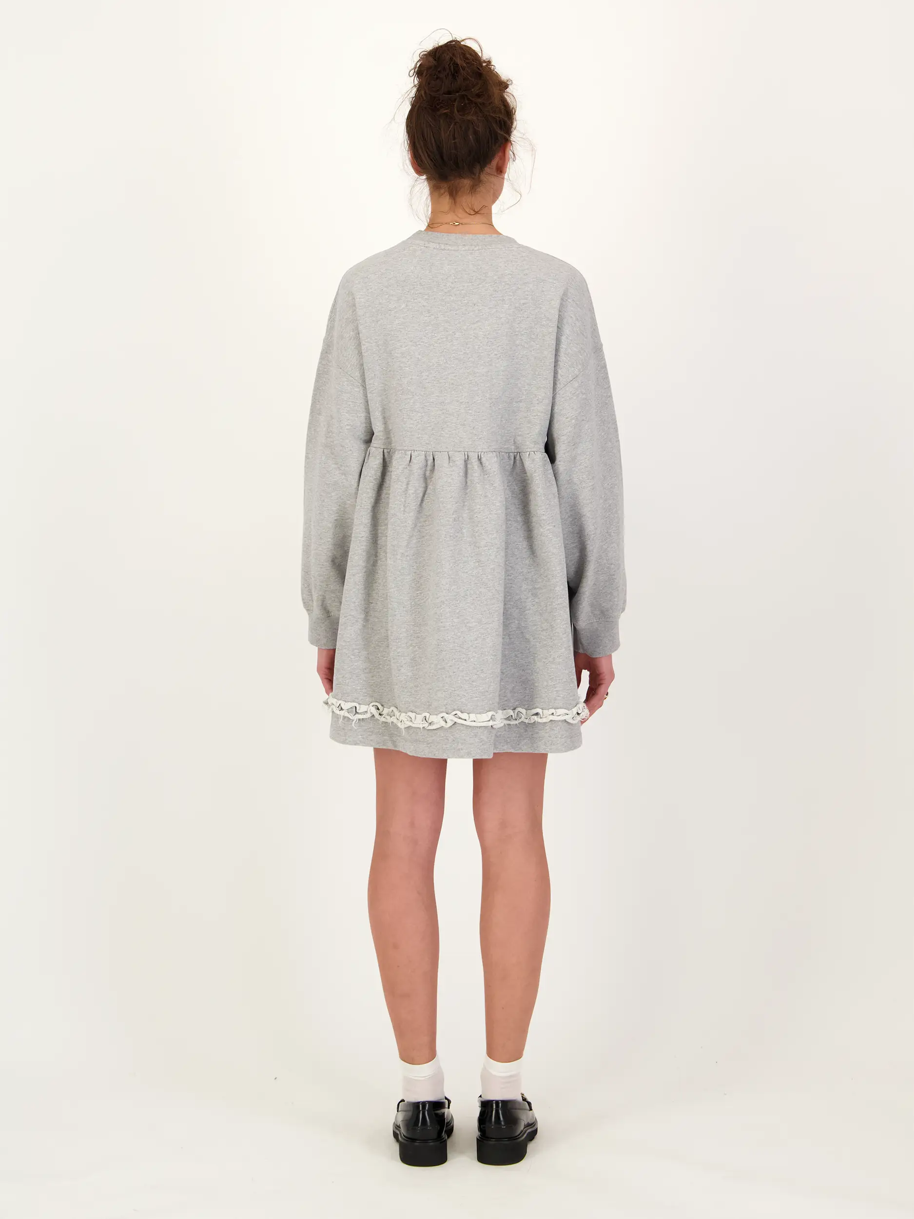 Minikleid  - Artikel Rückseite getragen von einem Modell - Farbe: Grau