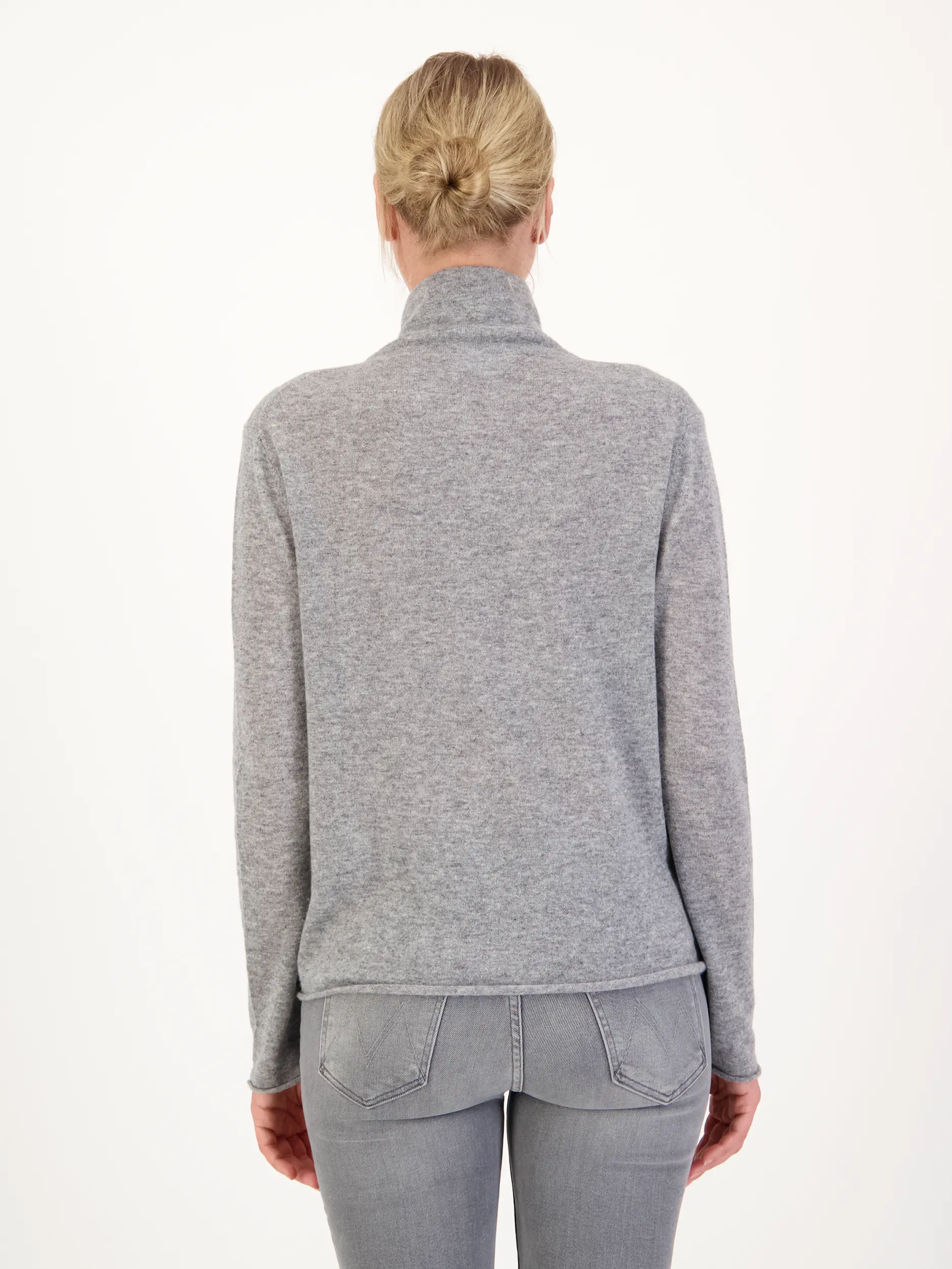 Rollkragenpullover aus Kaschmir langarm - Artikel Rückseite getragen von einem Modell - Farbe: Grau