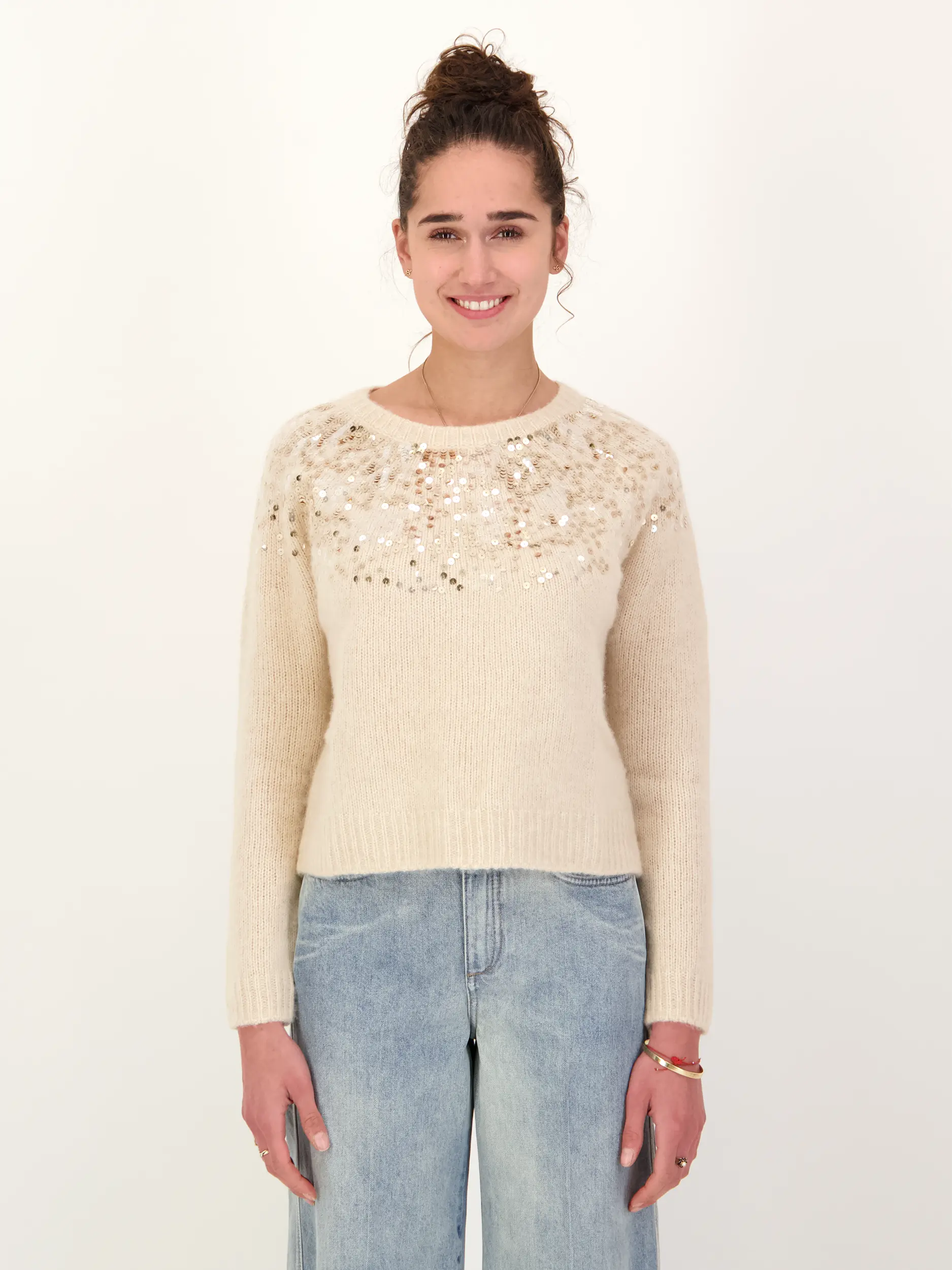 Pullover aus Wolle mit Pailletten langarm - Artikel Vorderseite getragen von einem Modell - Farbe: Beige