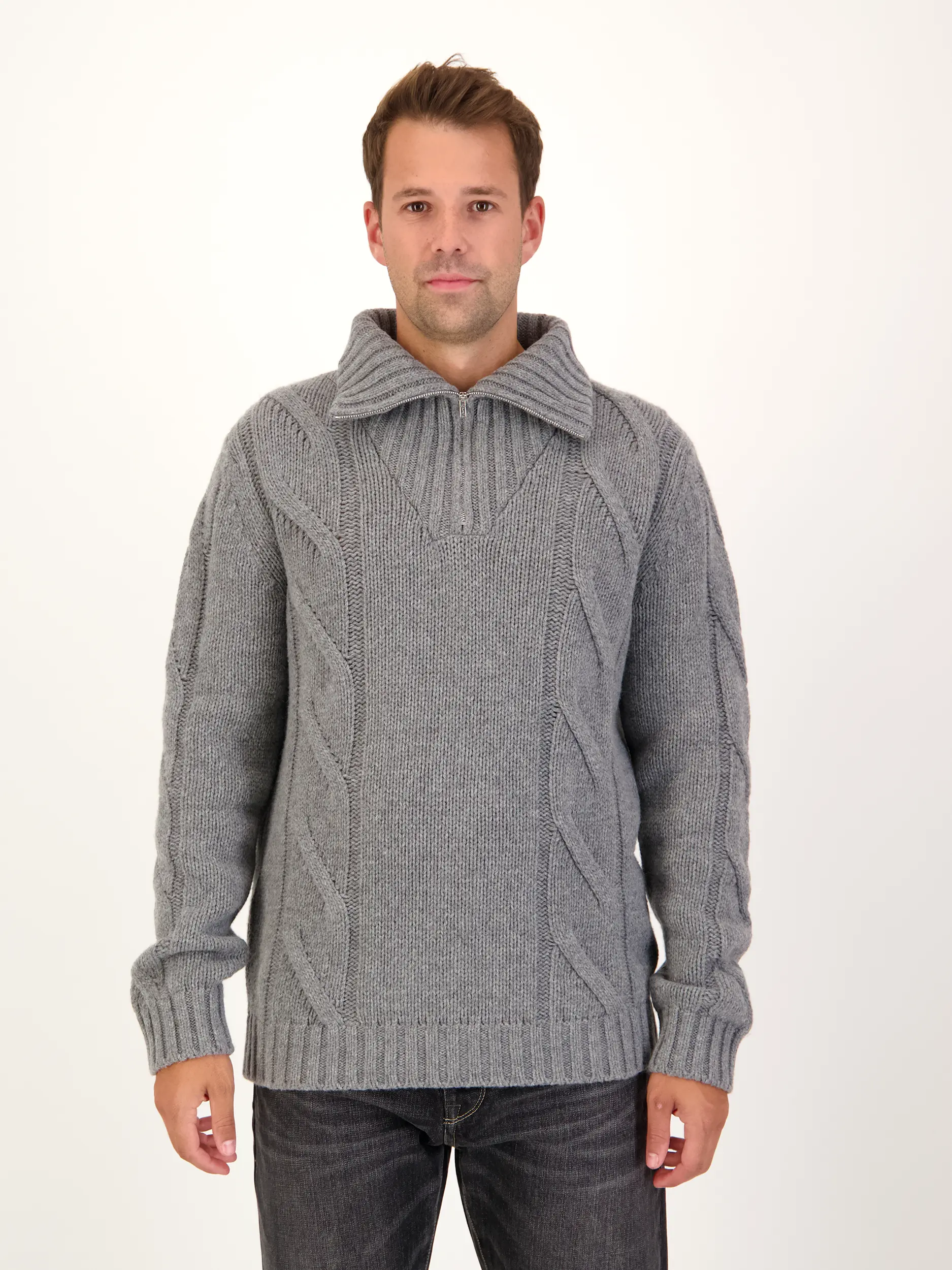 Pullover aus Woll-Mix langarm - Artikel Vorderseite getragen von einem Modell - Farbe: Grau