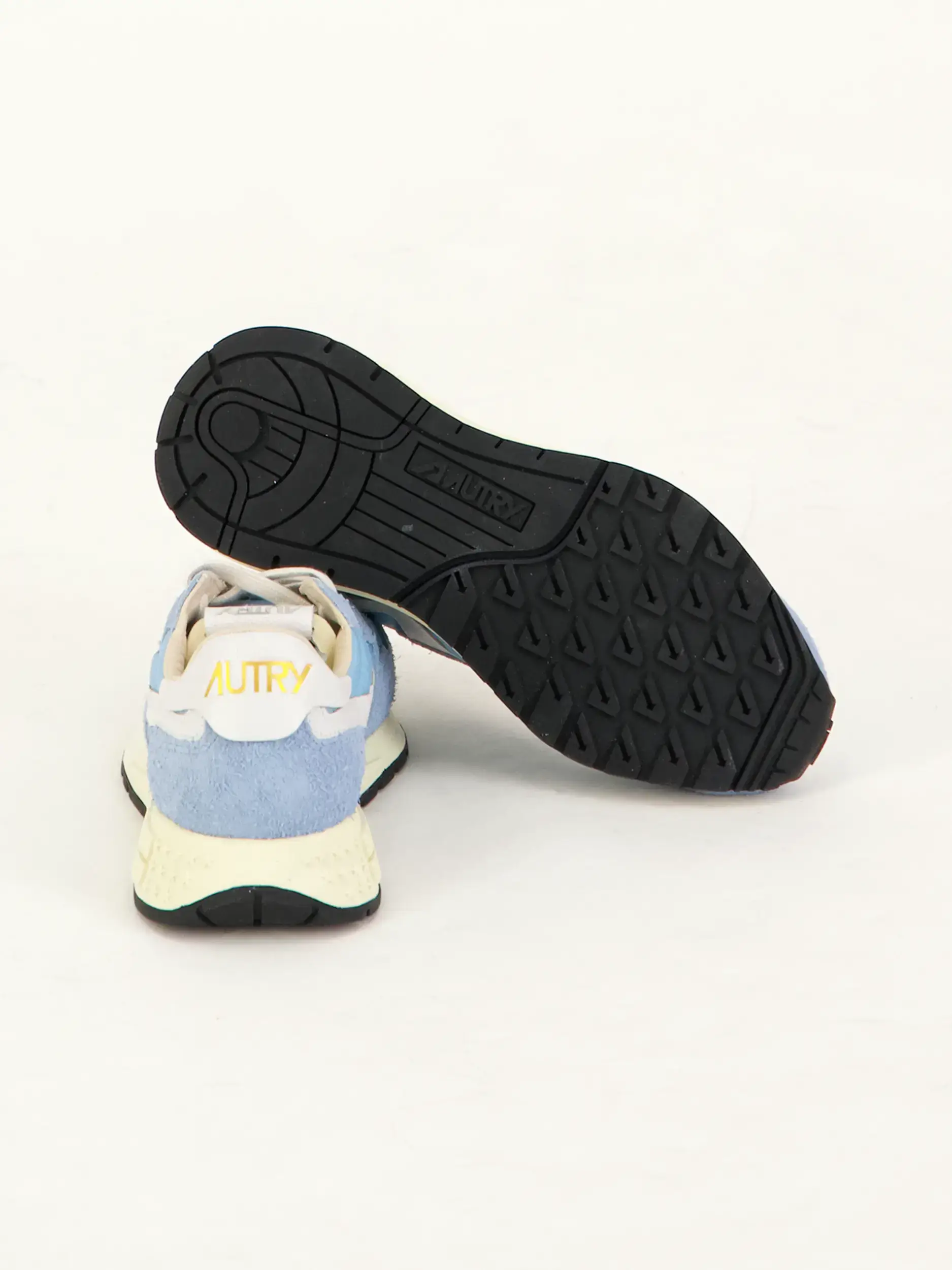 Sneaker 'Reelwind' - Artikel Rückseite getragen von einem Modell - Farbe: Blau