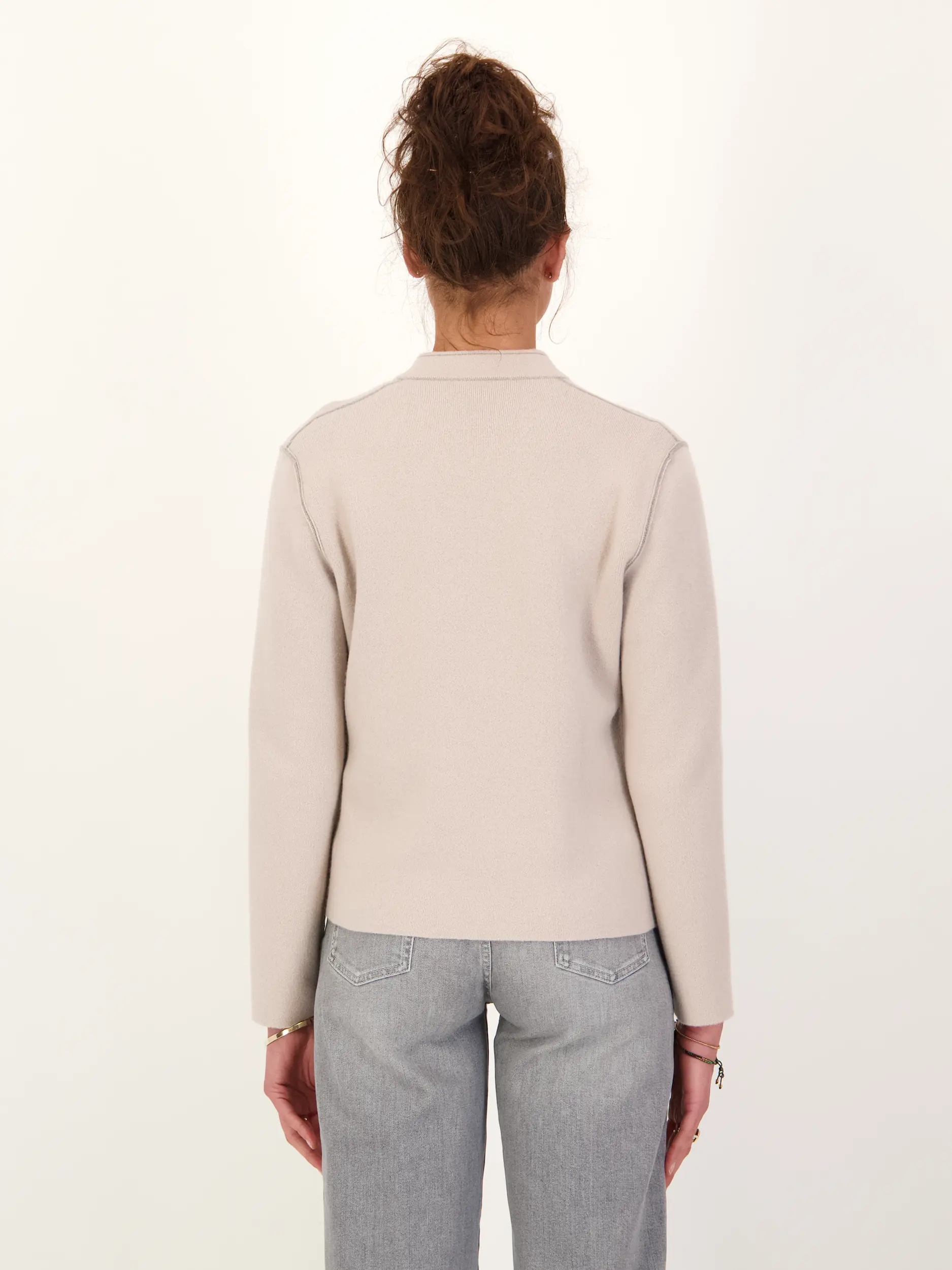 Blazer - Artikel Rückseite getragen von einem Modell - Farbe: Creme