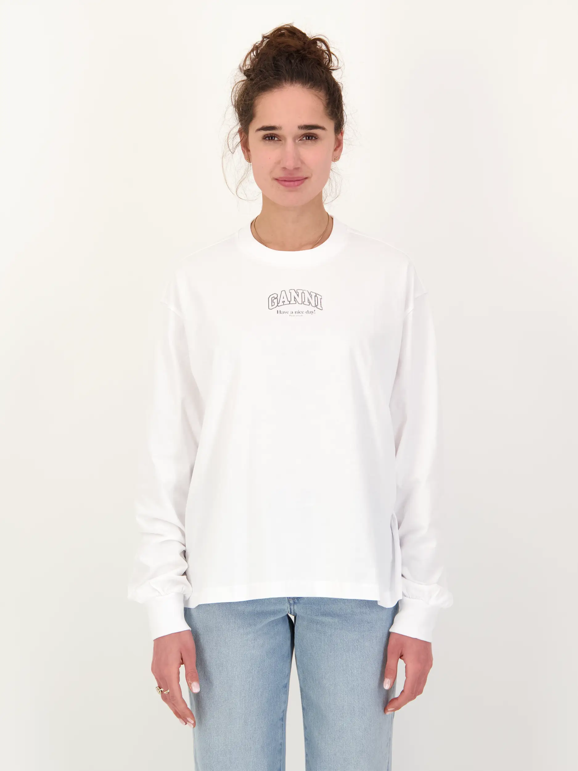 Shirt langarm - Artikel Vorderseite getragen von einem Modell - Farbe: Weiß